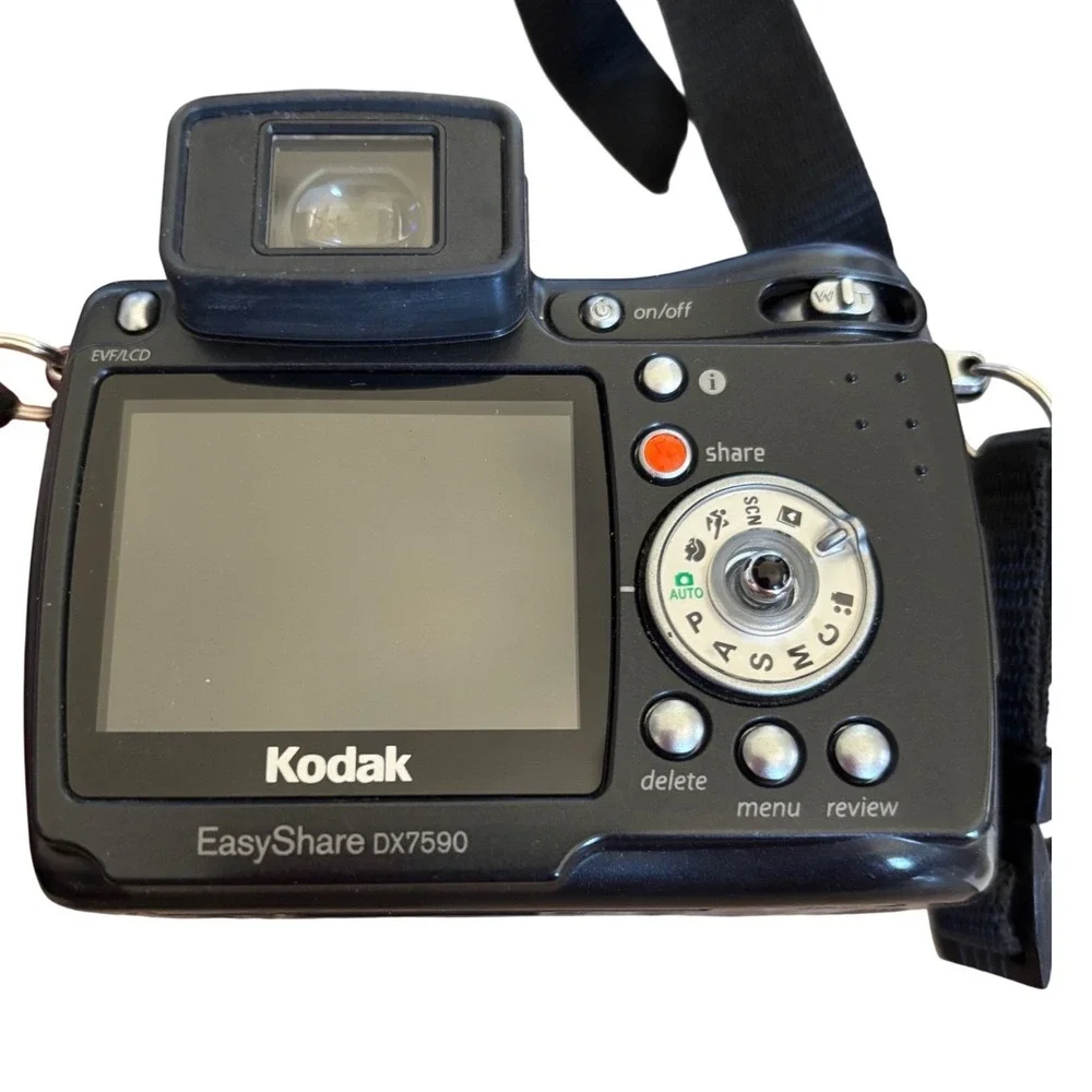 Kodak EasyShare DX7590 5MP Digital Camera 10x Zoom Dock Kit CIB‎ Y2K Vintage